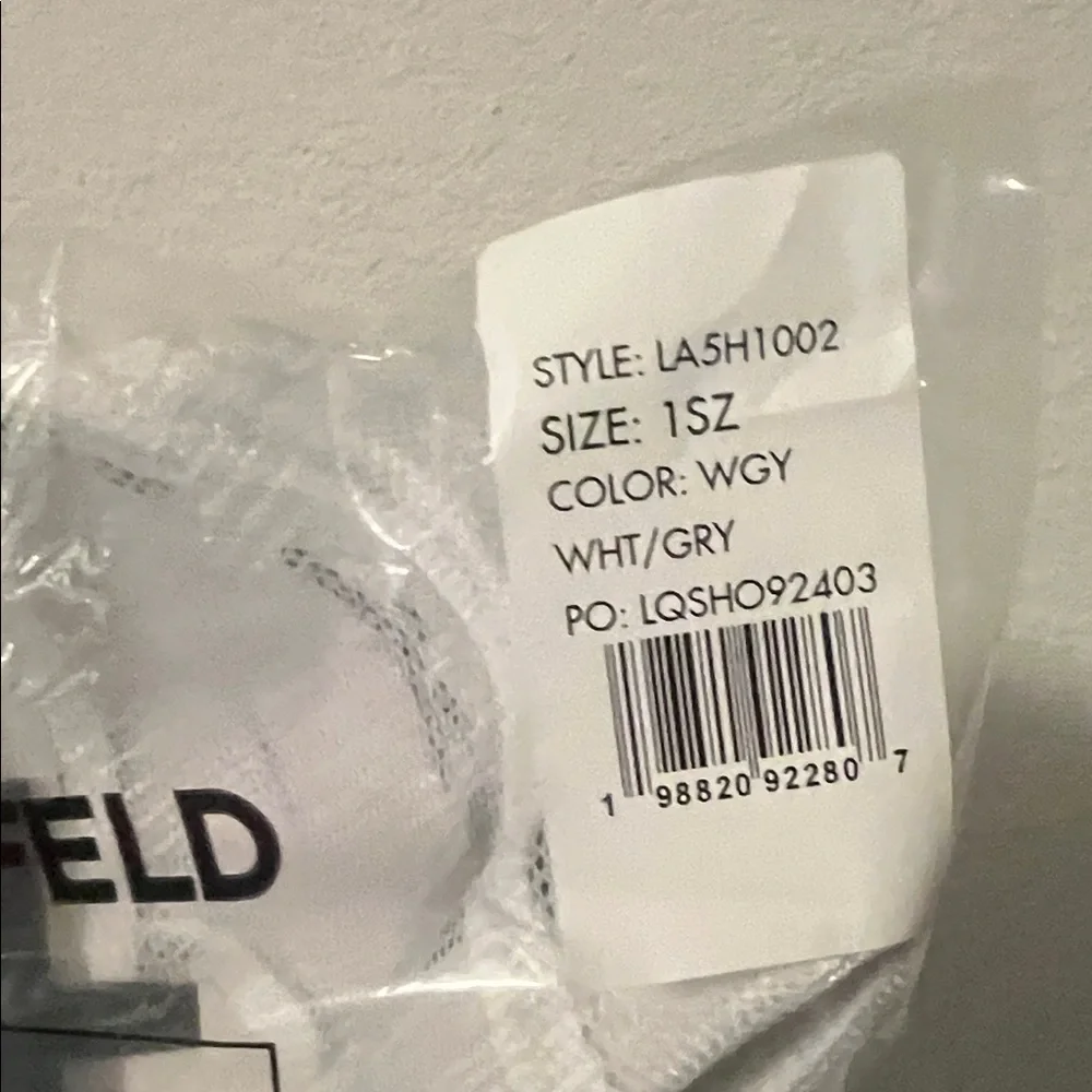 NWT unisex Karl Lagerfeld Logo Embroidered
Trucker Hat - Picture 16 of 16